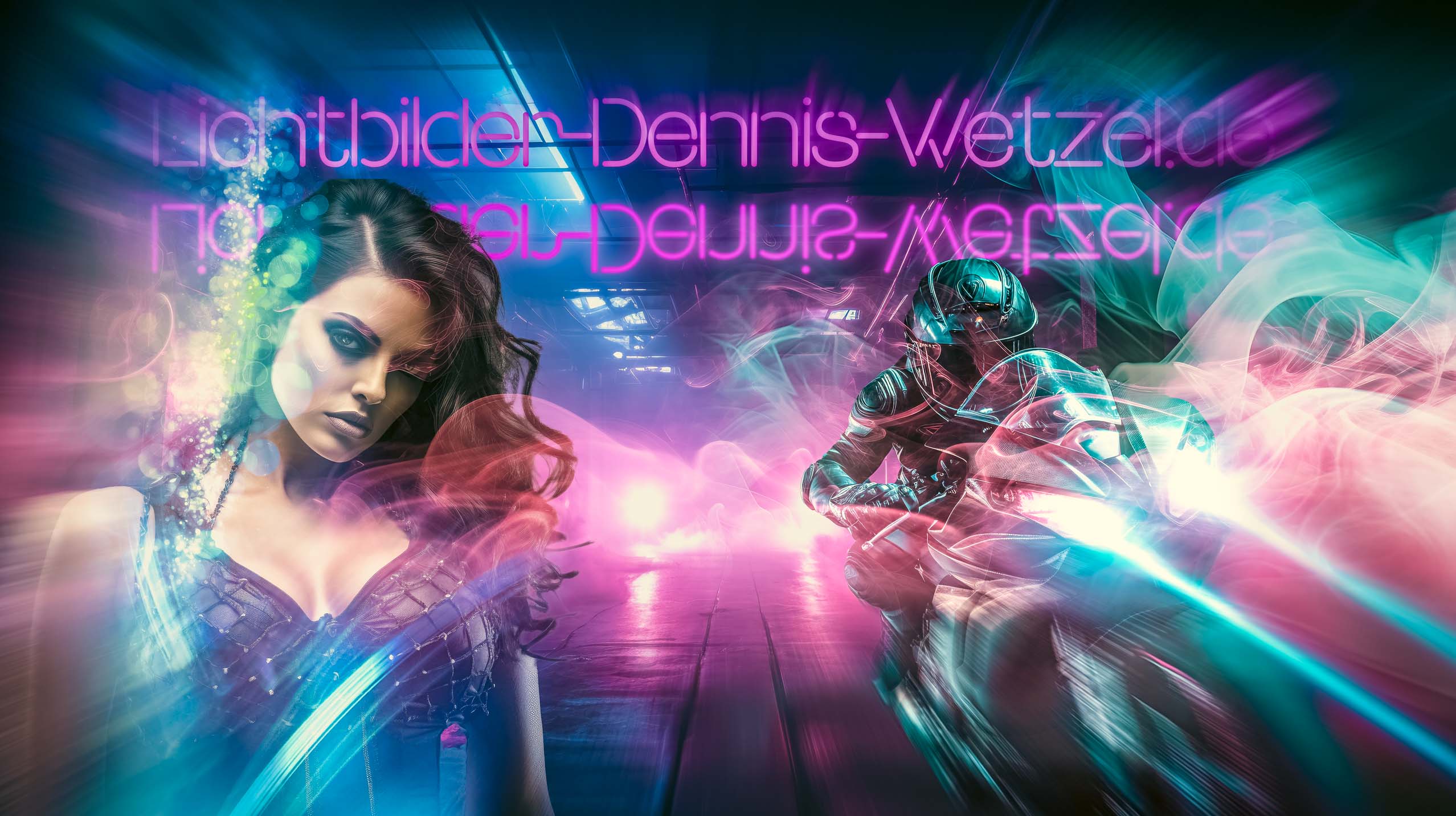 Frau-mit-Motorrad-und-rauch-laser-Lichtbilder-Dennis-Wetzel.de